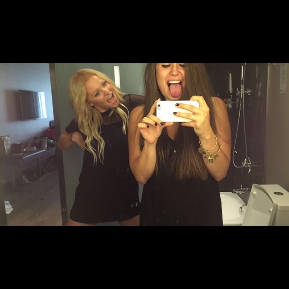 Meet your Posher, Jessica - Picture 1 of 1